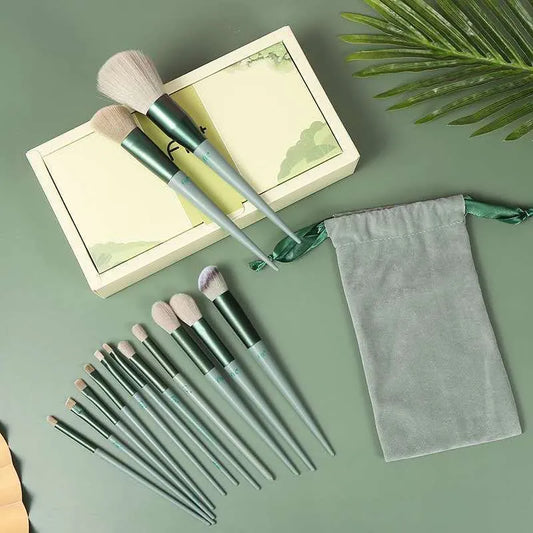 13-Piece Essential Makeup Brush Kit